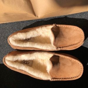 UGG Ansley slippers in chestnut SZ 5